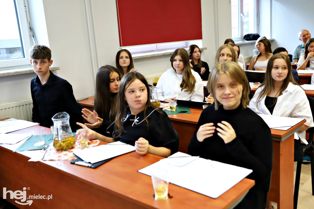 Narodowe Czytanie z „Sokołem” i SP nr 1