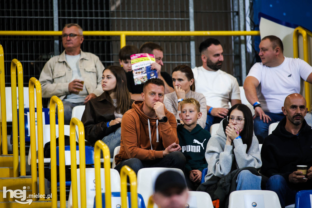 FKS Stal Mielec - Pogoń Grodzisk Mazowiecki [KIBICE]