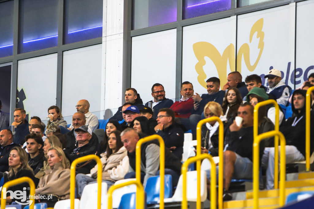 FKS Stal Mielec - Puszcza Niepolomice [KIBICE]