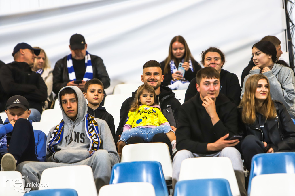 FKS Stal Mielec - Puszcza Niepolomice [KIBICE]