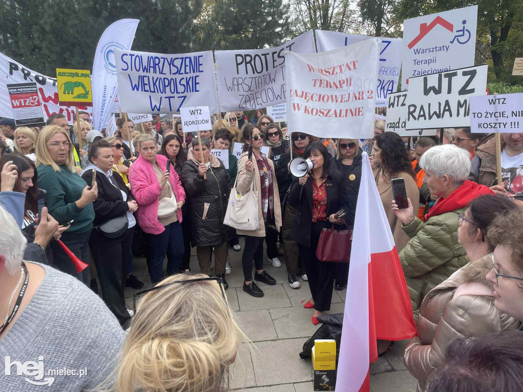Mielecki WTZ na proteście w Warszawie