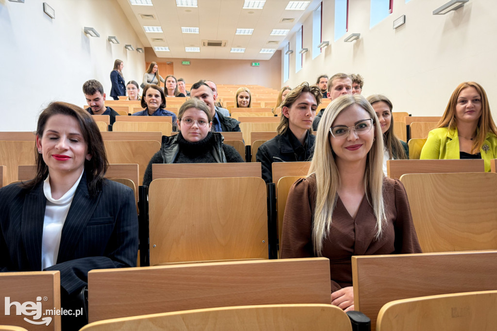 Inauguracja roku akademickiego WSGiZ