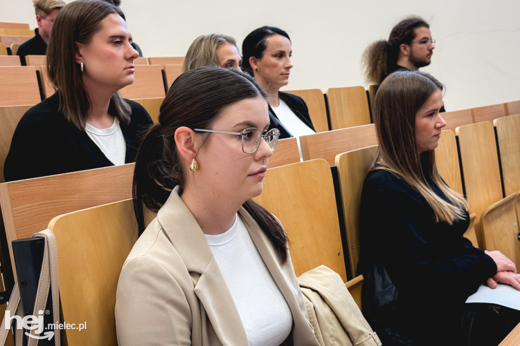 Inauguracja roku akademickiego WSGiZ