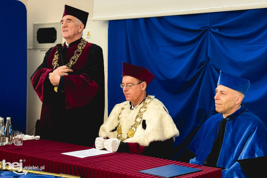 Inauguracja roku akademickiego WSGiZ