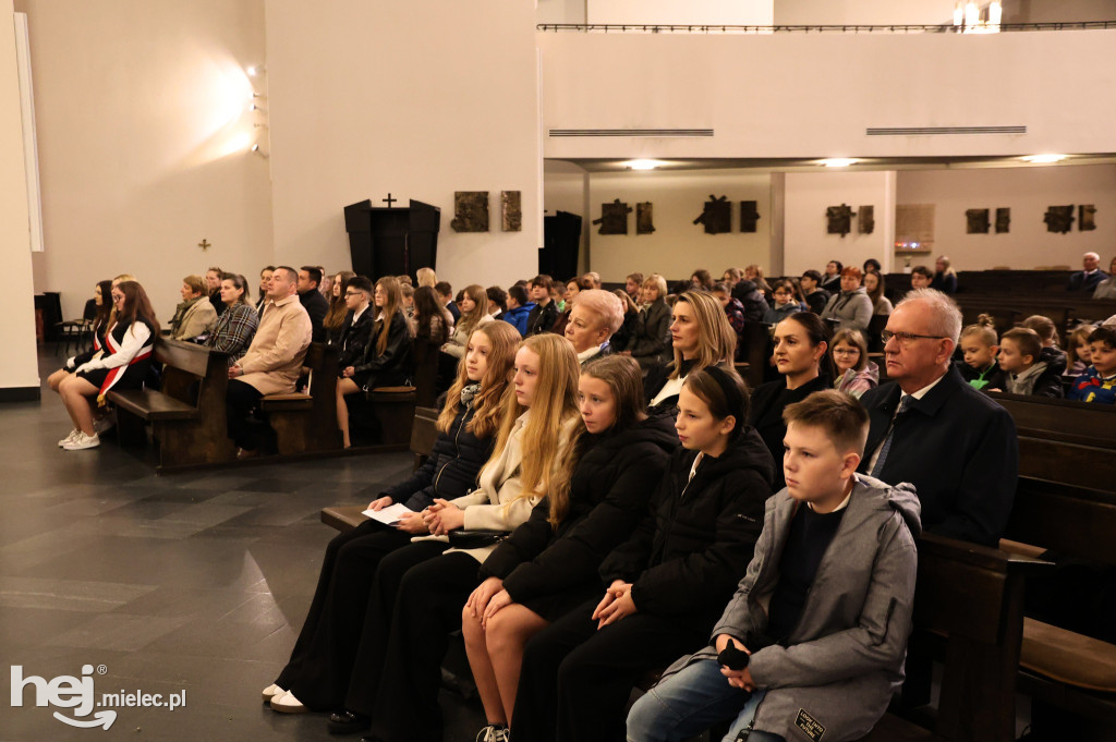 40-lecie szkoły im. „Jędrusia”. Odsłonili tablicę