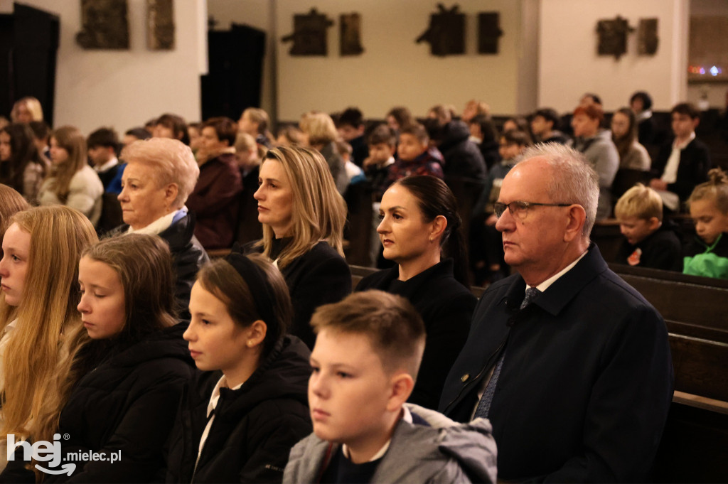 40-lecie szkoły im. „Jędrusia”. Odsłonili tablicę