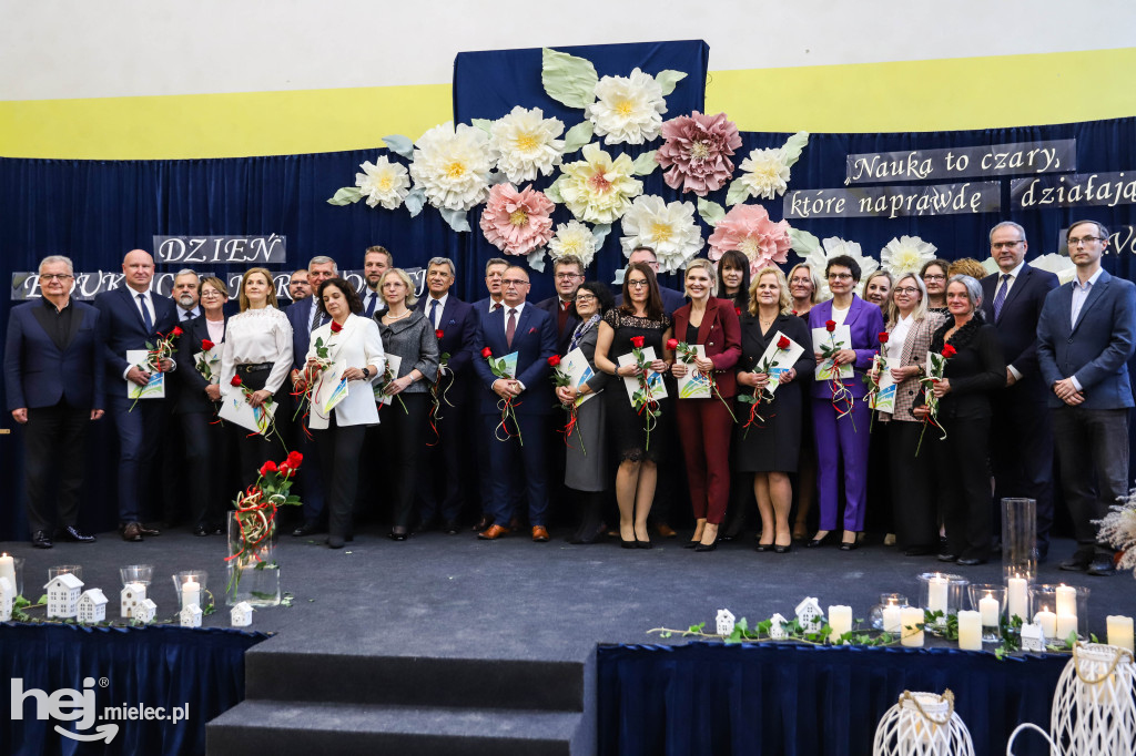 Powiatowe Obchody Dnia Edukacji Narodowej w Mielcu