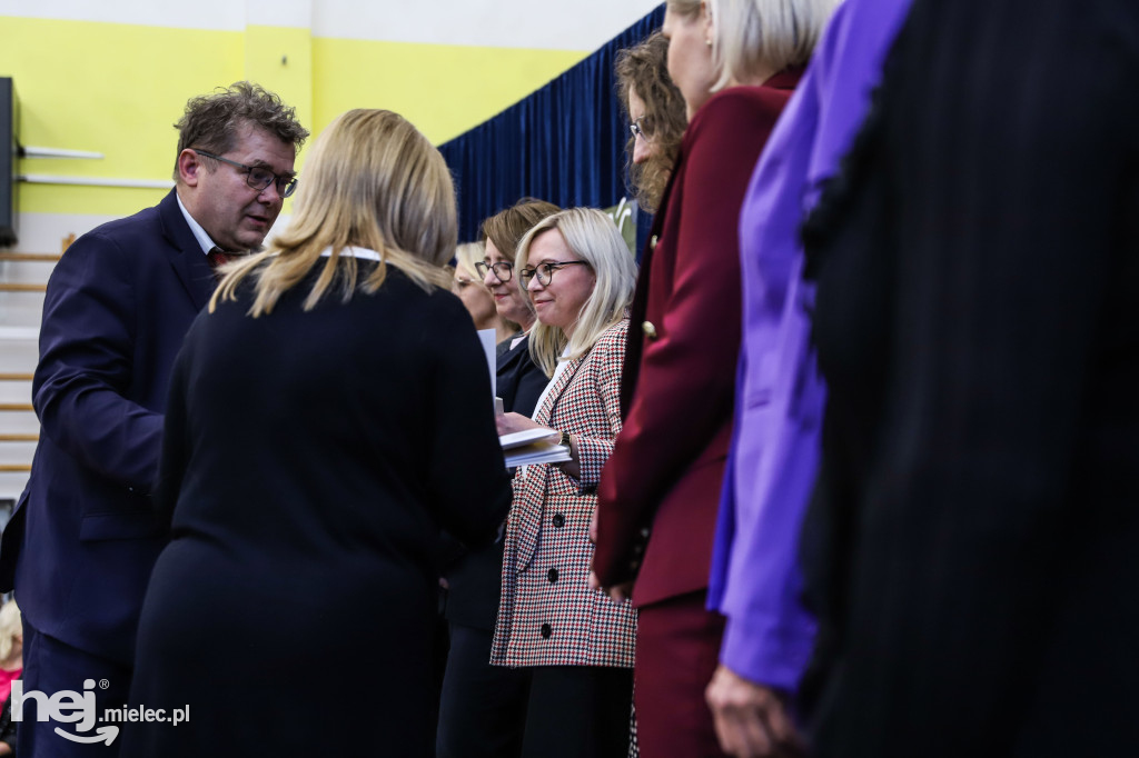 Powiatowe Obchody Dnia Edukacji Narodowej w Mielcu