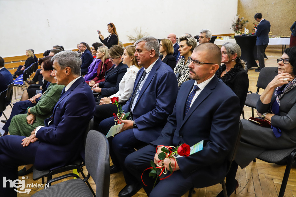 Powiatowe Obchody Dnia Edukacji Narodowej w Mielcu