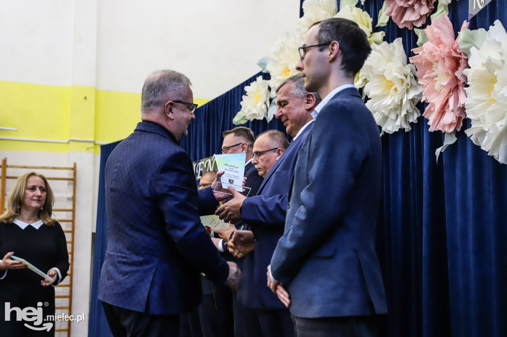 Powiatowe Obchody Dnia Edukacji Narodowej w Mielcu