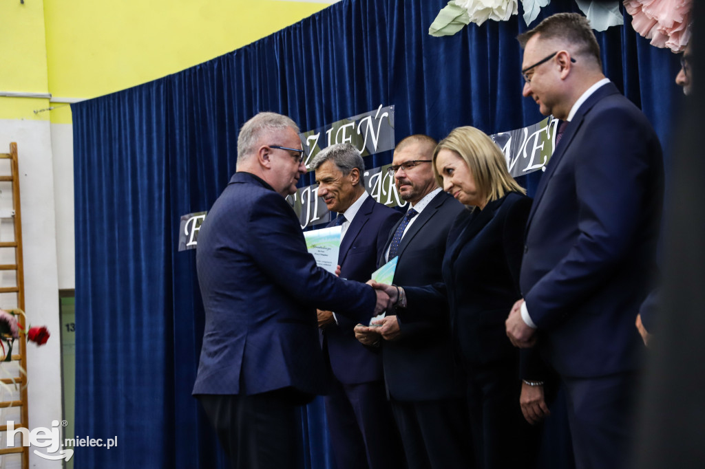Powiatowe Obchody Dnia Edukacji Narodowej w Mielcu