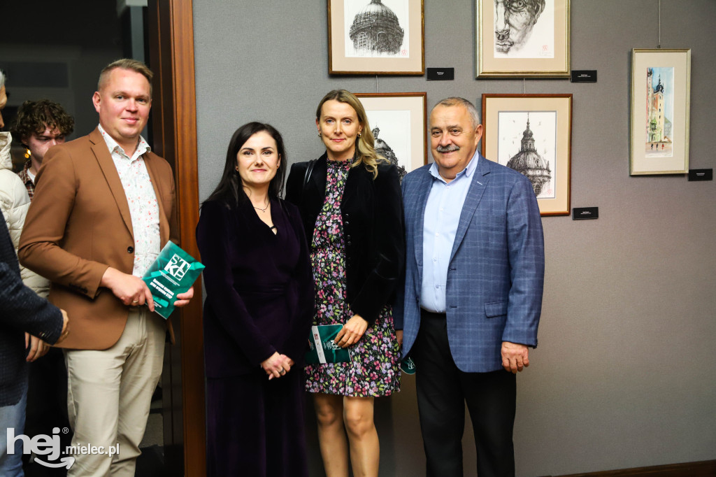 Doroczna wystawa mieleckich artystów w Galerii ESCEK