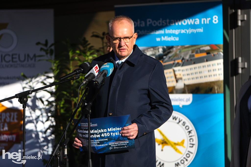 Nowoczesna hala sportowo-widowiskowa otwarta w Mielcu
