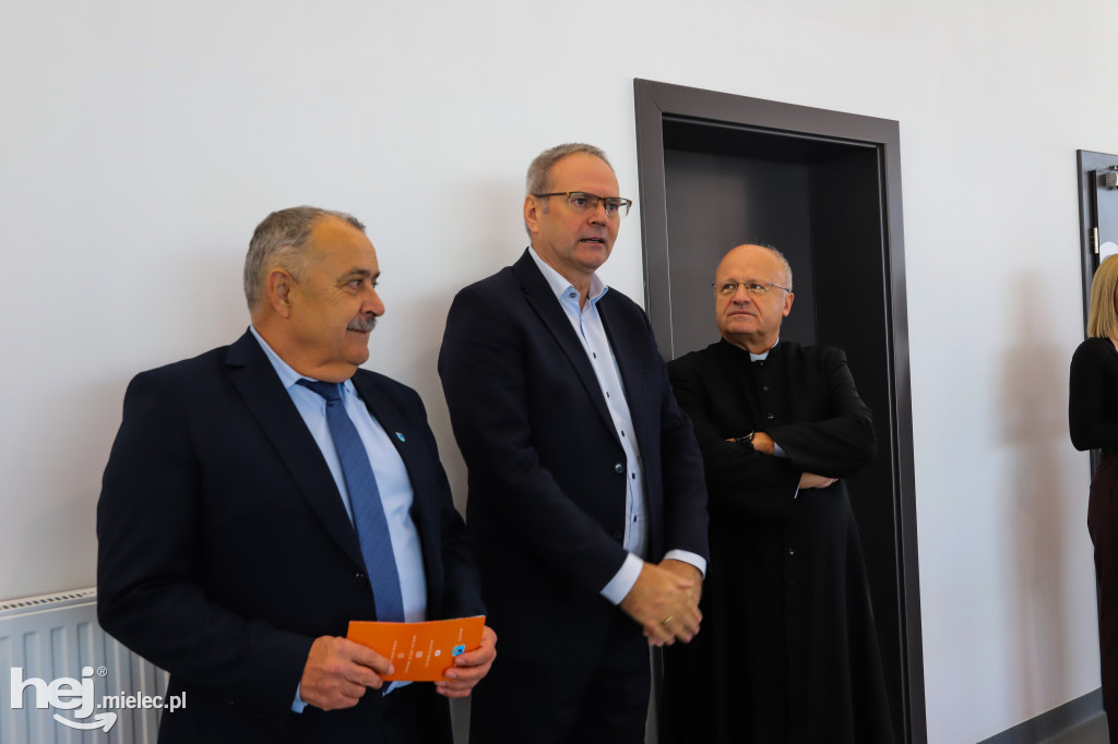 Nowoczesna hala sportowo-widowiskowa otwarta w Mielcu