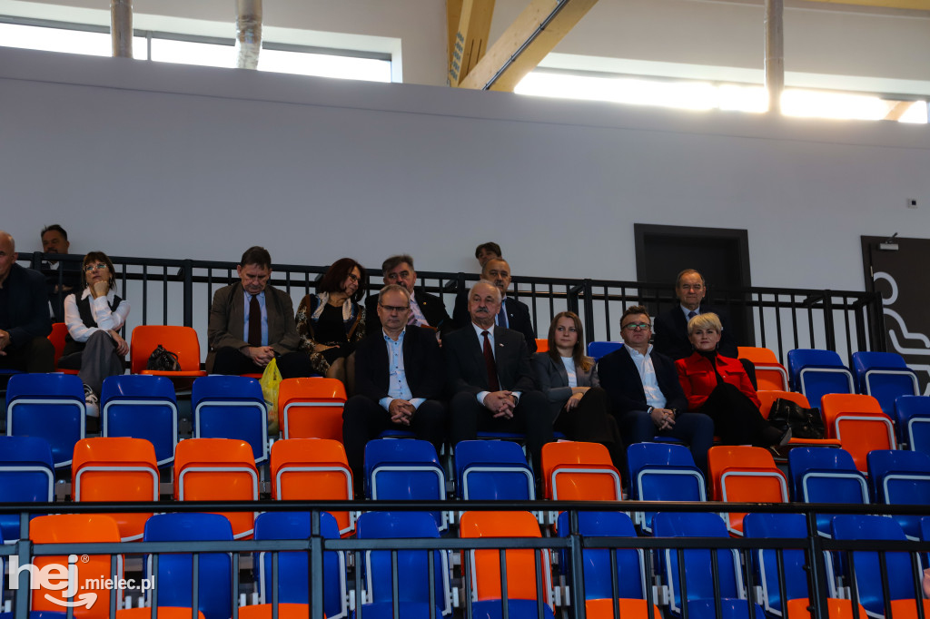 Nowoczesna hala sportowo-widowiskowa otwarta w Mielcu
