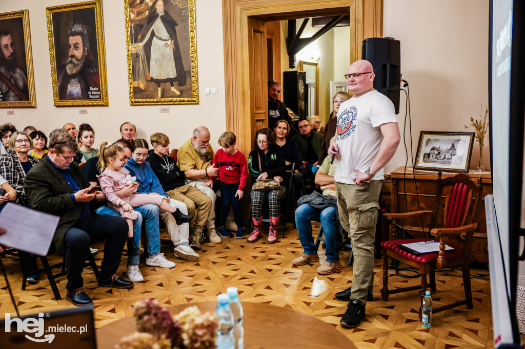 Spotkanie: Między dworem a chatą. Gusła i dziady w dawnej Galicji