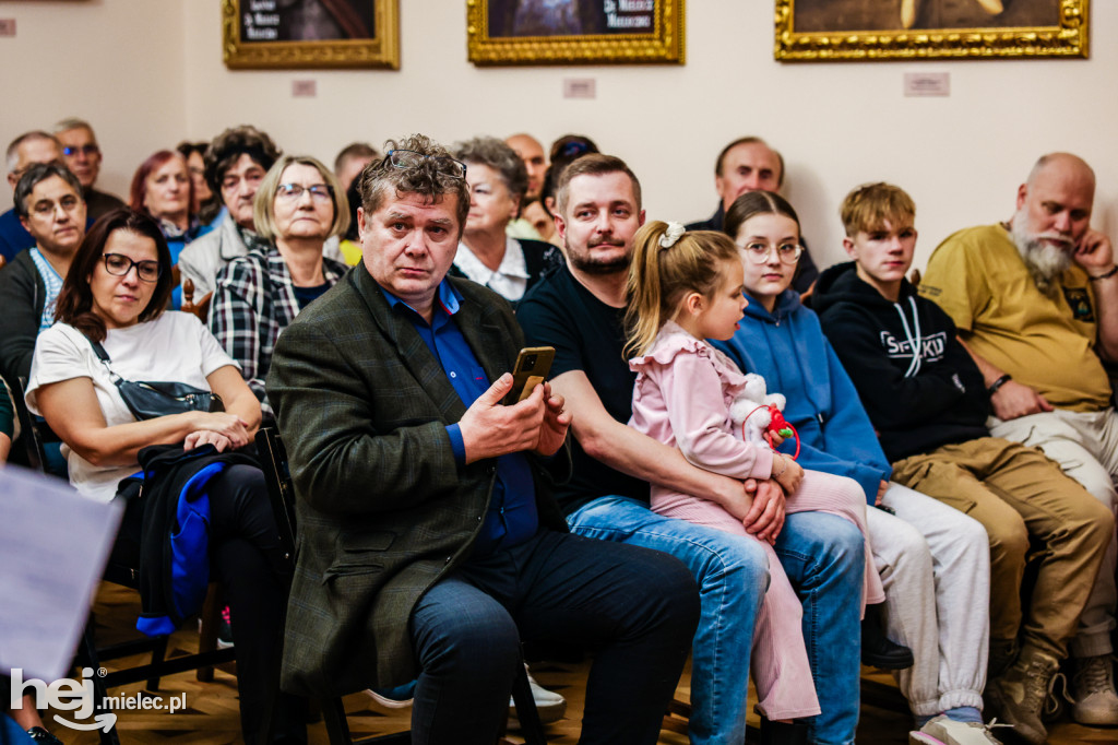 Spotkanie: Między dworem a chatą. Gusła i dziady w dawnej Galicji