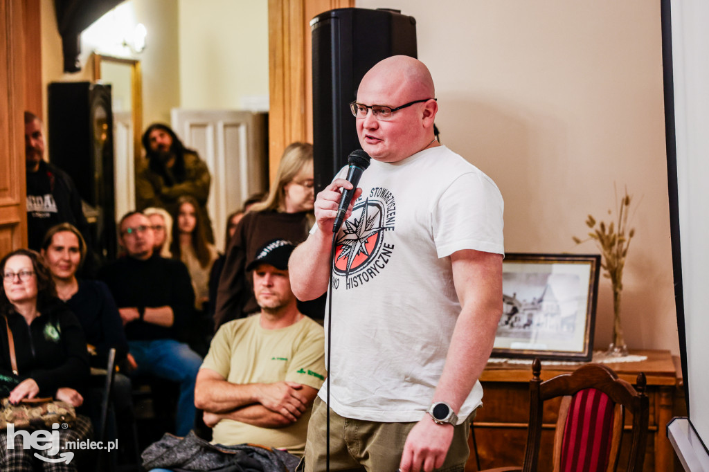 Spotkanie: Między dworem a chatą. Gusła i dziady w dawnej Galicji