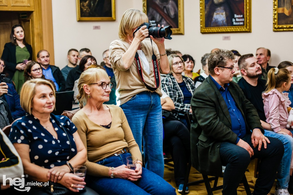 Spotkanie: Między dworem a chatą. Gusła i dziady w dawnej Galicji