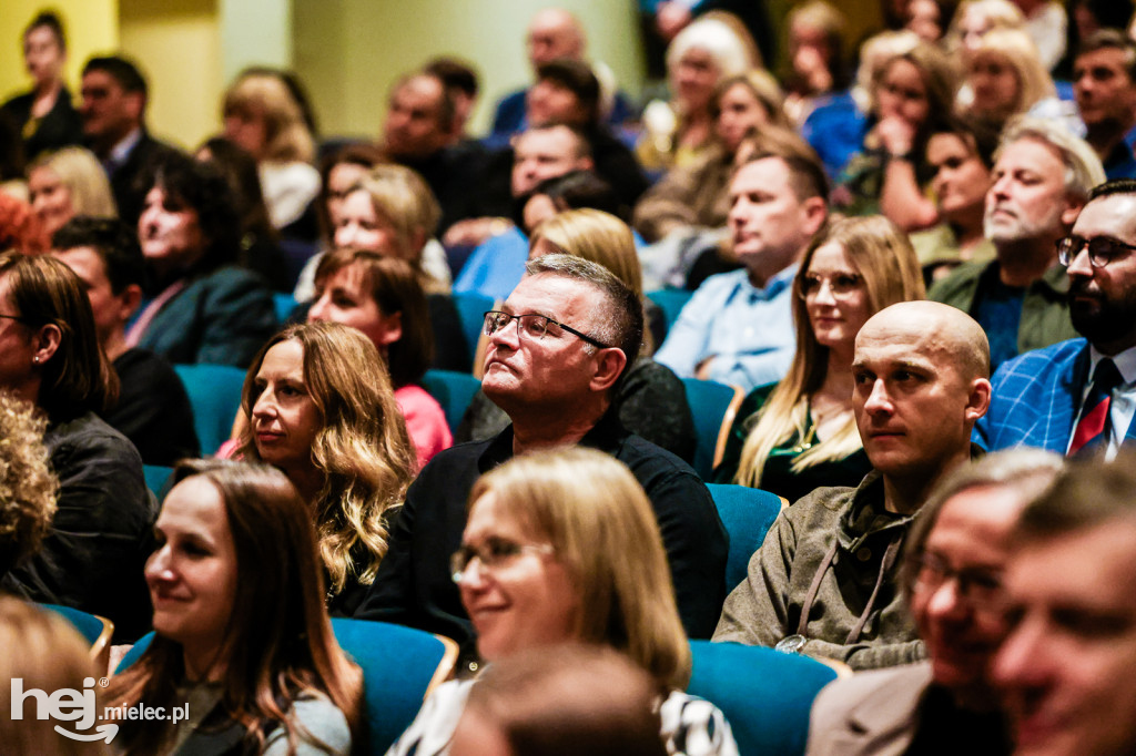 Teatralia Podkarpackie: Pół na pół