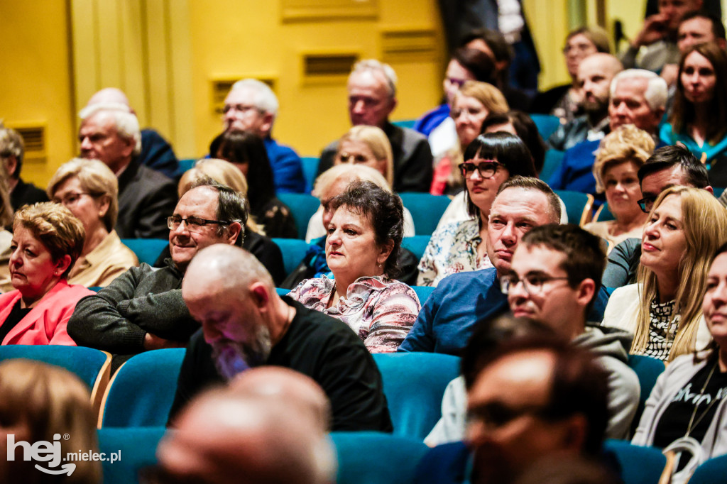 Teatralia Podkarpackie: Pół na pół