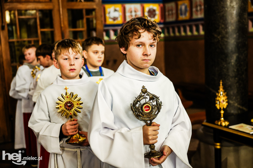 Noc Świętych w Sanktuarium Matki Bożej Królowej Rodzin w Chorzelowie