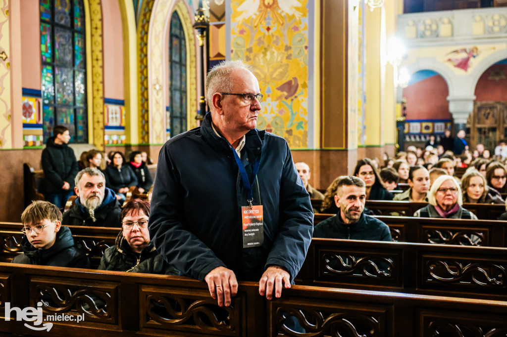 Noc Świętych w Sanktuarium Matki Bożej Królowej Rodzin w Chorzelowie