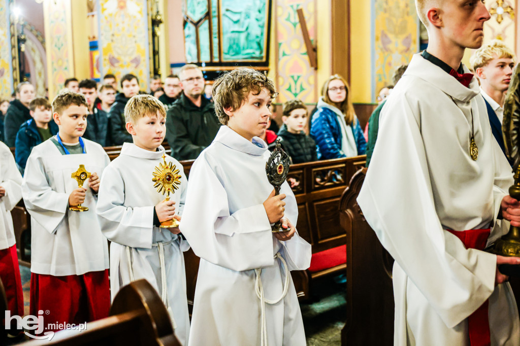 Noc Świętych w Sanktuarium Matki Bożej Królowej Rodzin w Chorzelowie