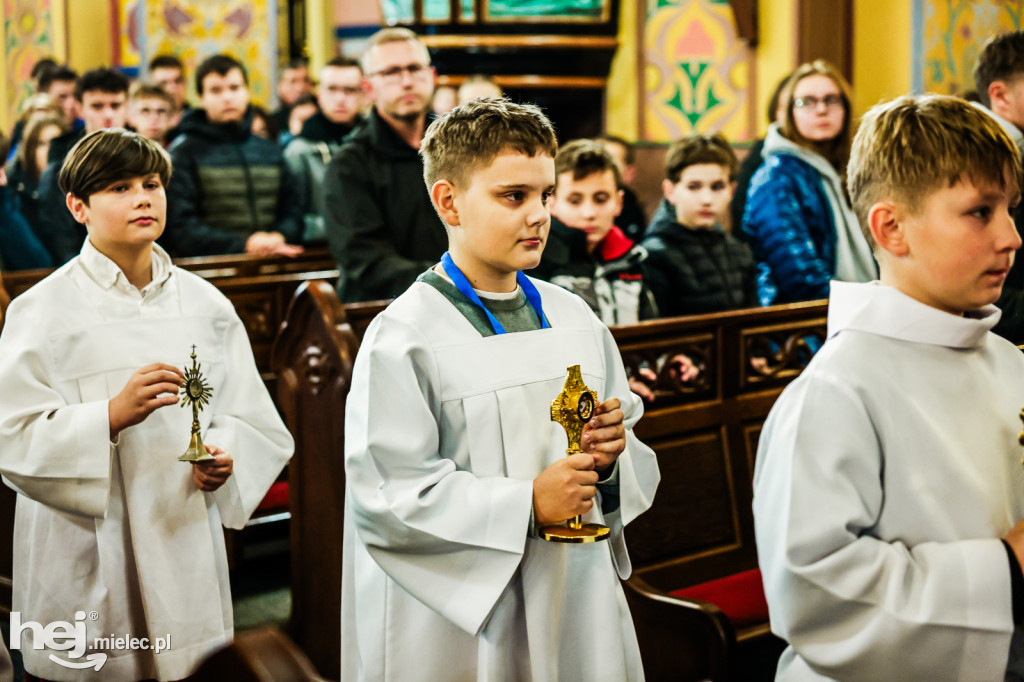 Noc Świętych w Sanktuarium Matki Bożej Królowej Rodzin w Chorzelowie