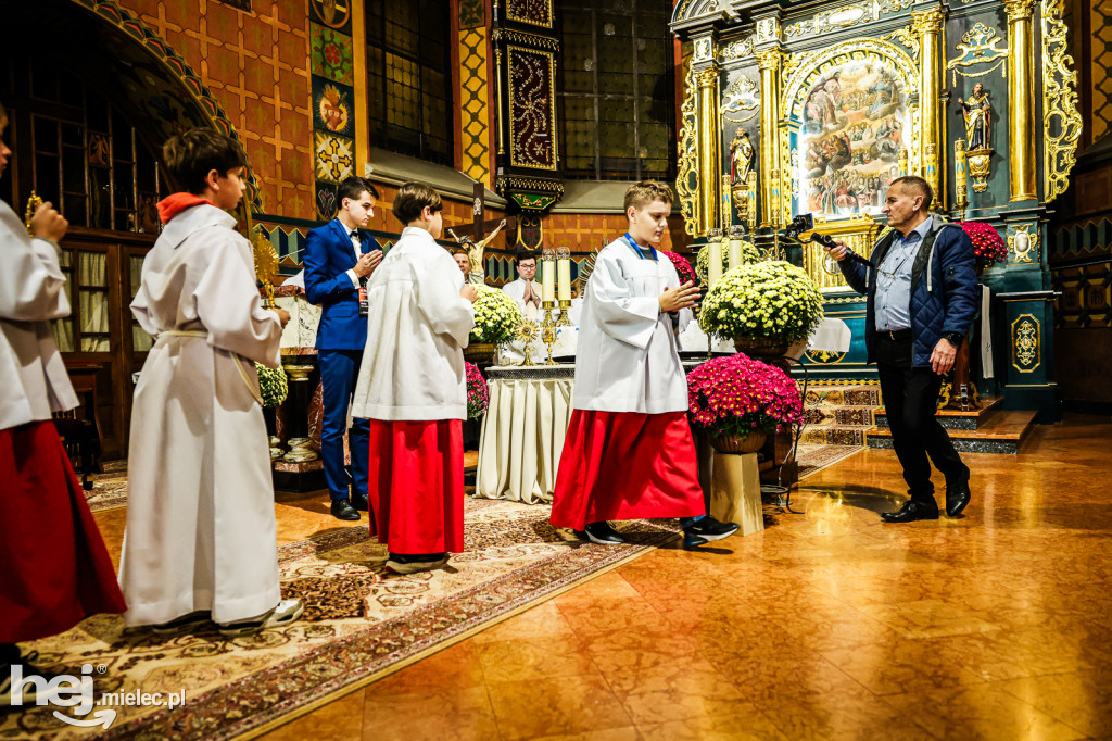 Noc Świętych w Sanktuarium Matki Bożej Królowej Rodzin w Chorzelowie