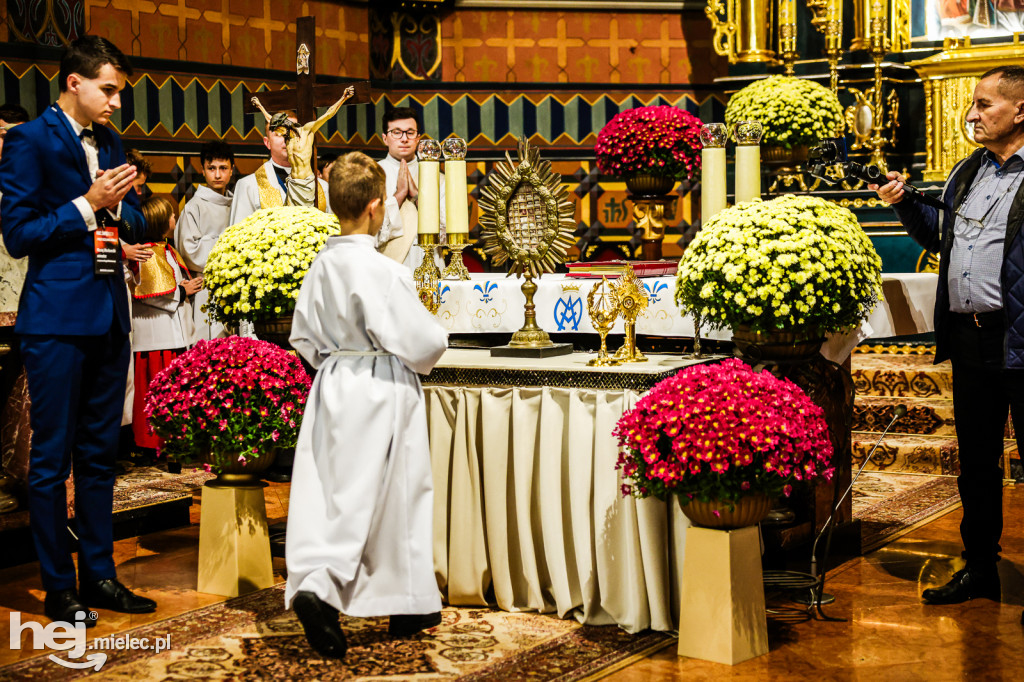 Noc Świętych w Sanktuarium Matki Bożej Królowej Rodzin w Chorzelowie