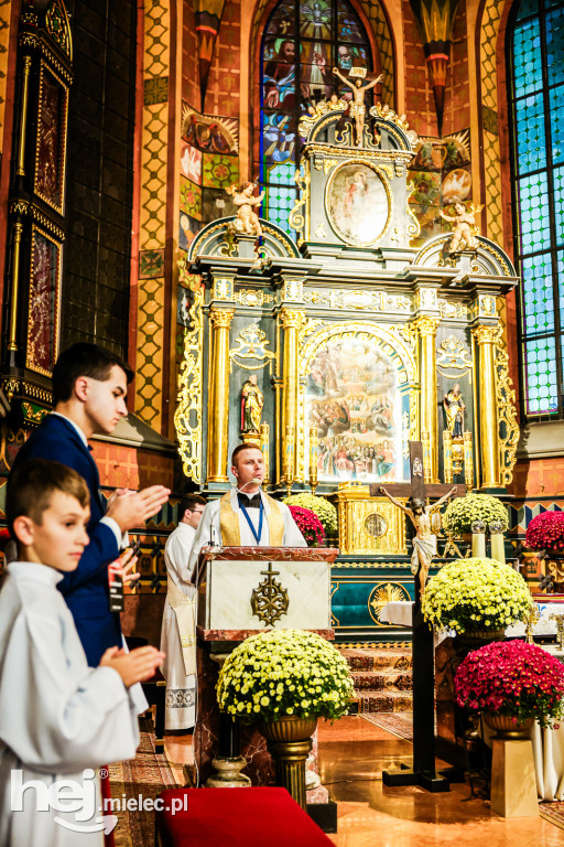 Noc Świętych w Sanktuarium Matki Bożej Królowej Rodzin w Chorzelowie