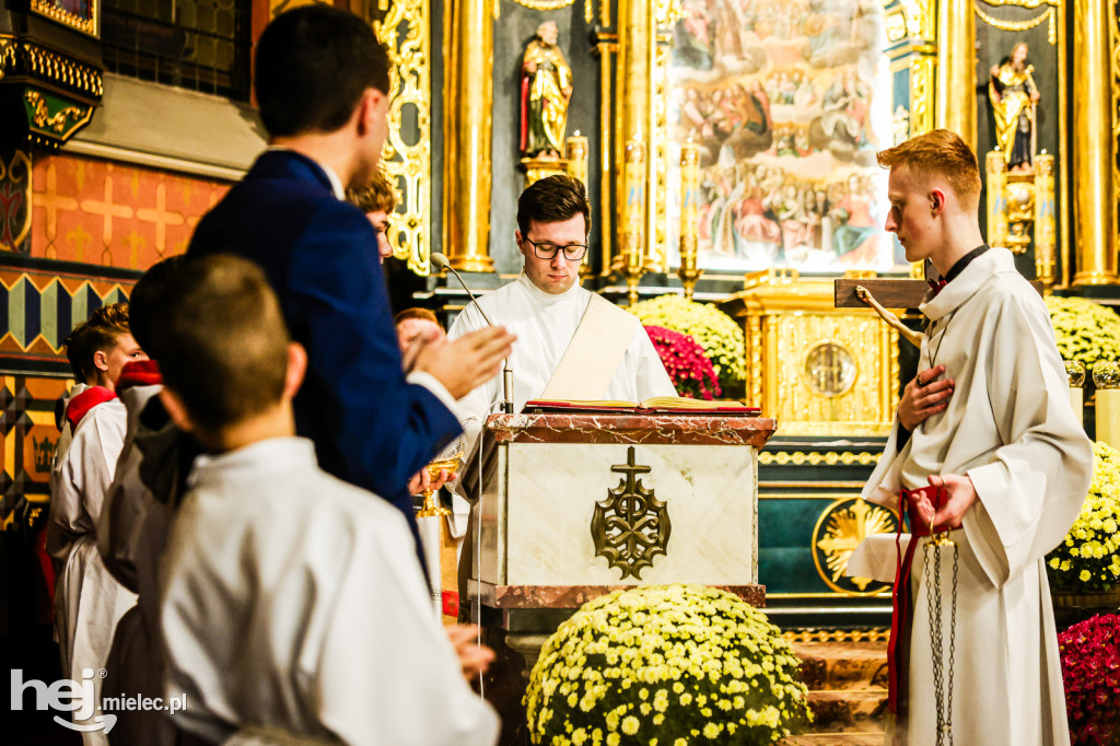 Noc Świętych w Sanktuarium Matki Bożej Królowej Rodzin w Chorzelowie