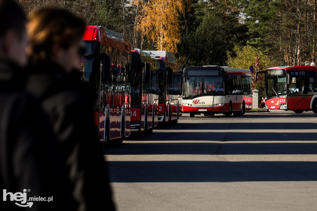 Wszystkich Świętych - 1 listopada na Cmentarzu Komunalnym