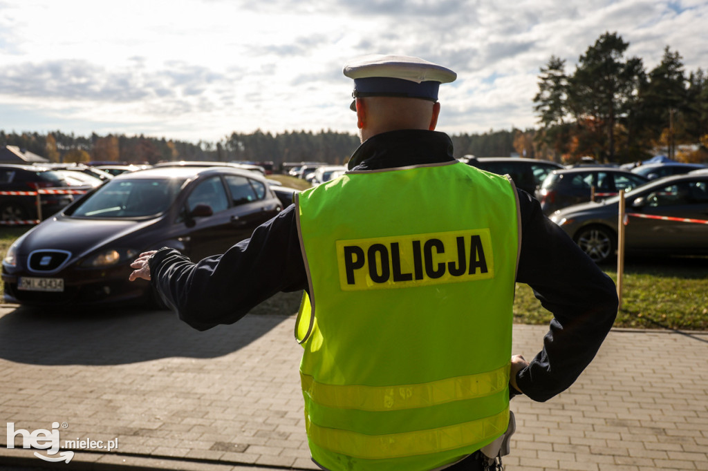 Wszystkich Świętych - 1 listopada na Cmentarzu Komunalnym