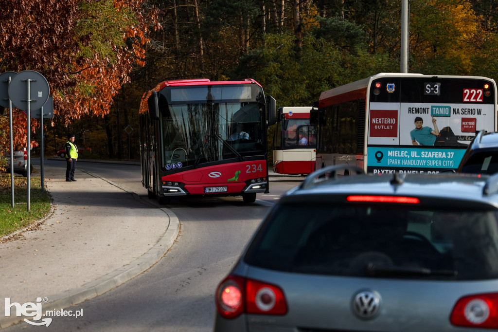 Wszystkich Świętych - 1 listopada na Cmentarzu Komunalnym