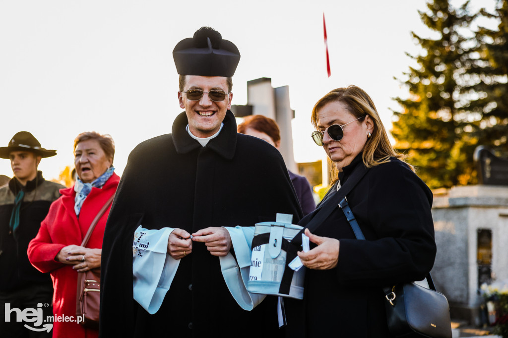 Uroczystość Wszystkich Świętych 2025 na Cmentarzu Parafialnym w Mielcu