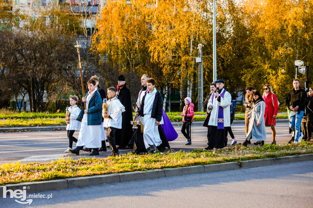 Uroczystość Wszystkich Świętych 2025 na Cmentarzu Parafialnym w Mielcu