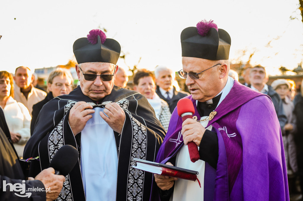 Uroczystość Wszystkich Świętych 2025 na Cmentarzu Parafialnym w Mielcu