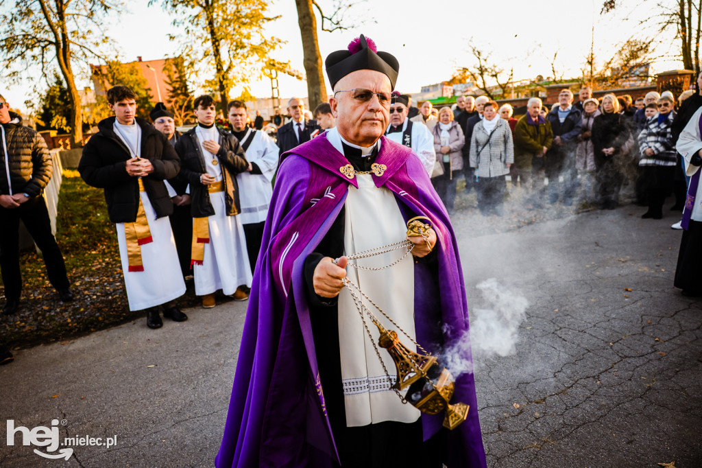 Uroczystość Wszystkich Świętych 2025 na Cmentarzu Parafialnym w Mielcu