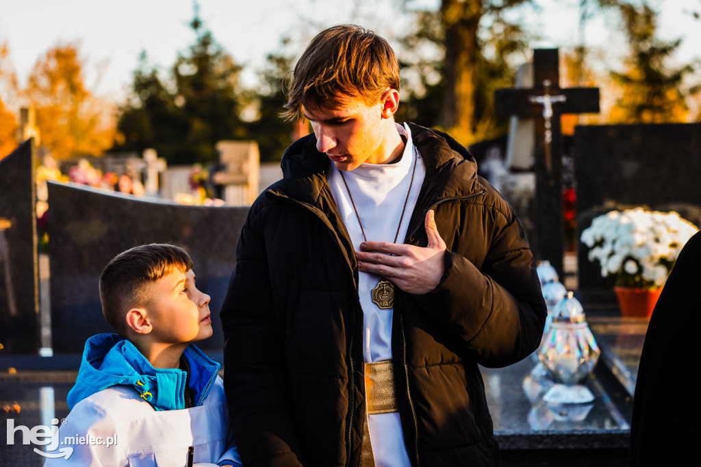 Uroczystość Wszystkich Świętych 2025 na Cmentarzu Parafialnym w Mielcu