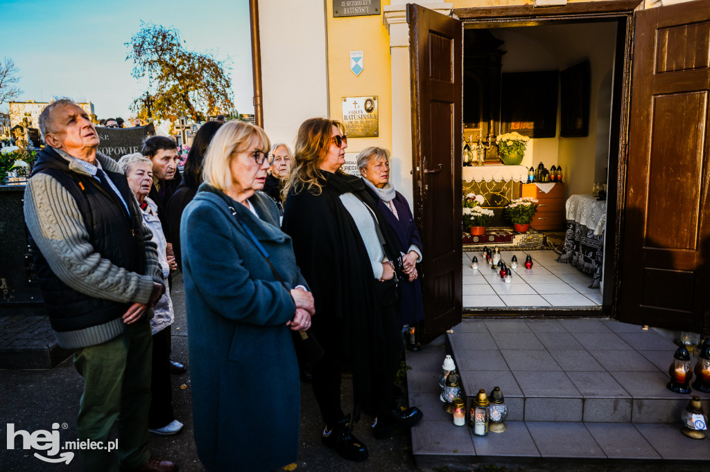 Uroczystość Wszystkich Świętych 2025 na Cmentarzu Parafialnym w Mielcu