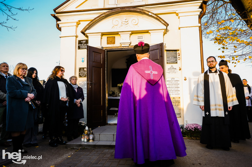 Uroczystość Wszystkich Świętych 2025 na Cmentarzu Parafialnym w Mielcu