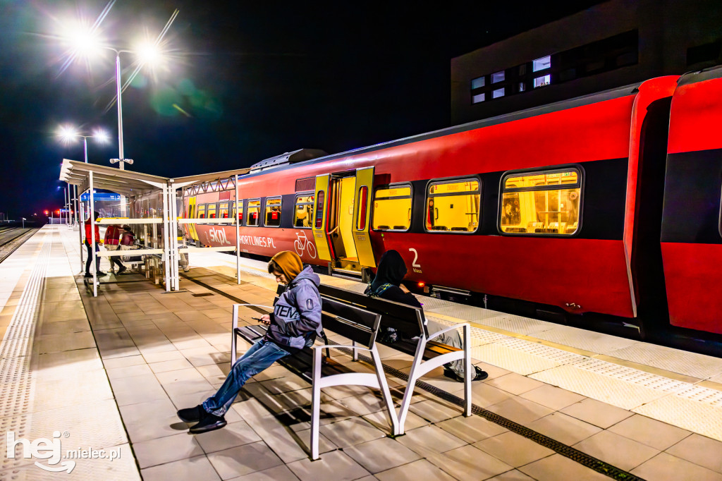 Pociągi Hetman i Kasztelan PKP Intercity na stacji Mielec