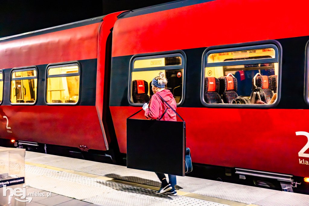 Pociągi Hetman i Kasztelan PKP Intercity na stacji Mielec