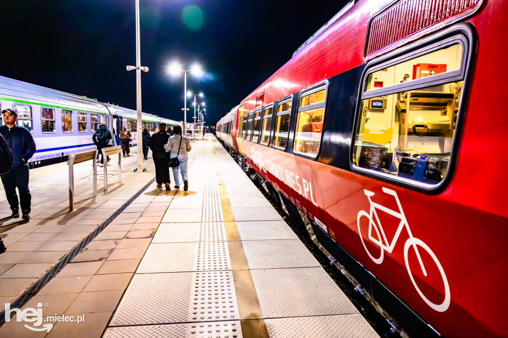 Pociągi Hetman i Kasztelan PKP Intercity na stacji Mielec