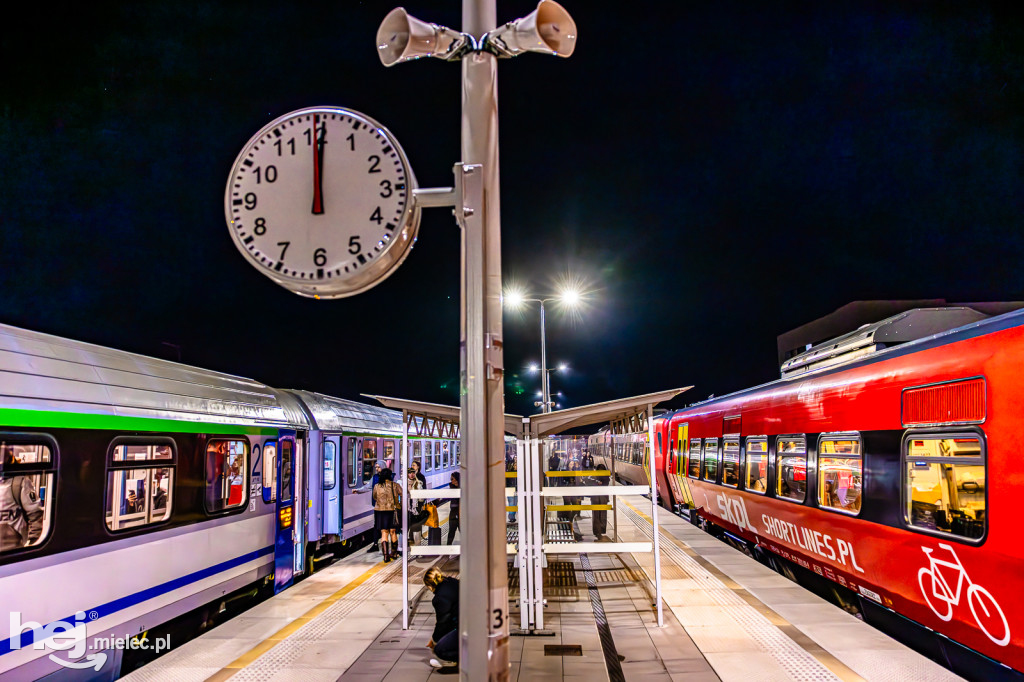 Pociągi Hetman i Kasztelan PKP Intercity na stacji Mielec