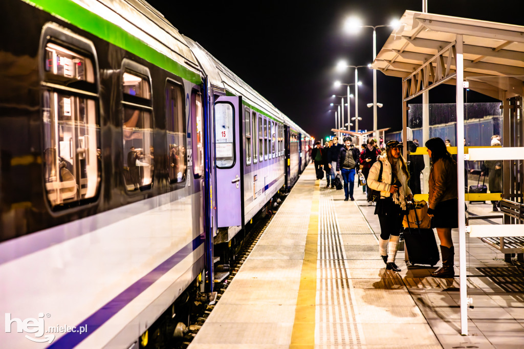 Pociągi Hetman i Kasztelan PKP Intercity na stacji Mielec