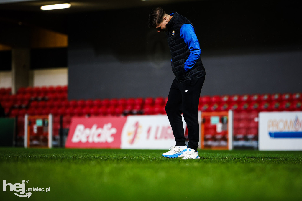 Odwołany mecz Puszcza Niepołomice - FKS Stal Mielec