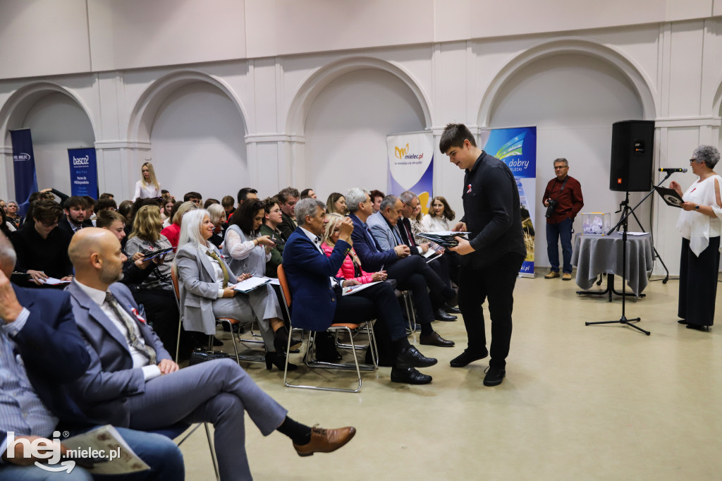 XVI Dyktando Niepodległościowe